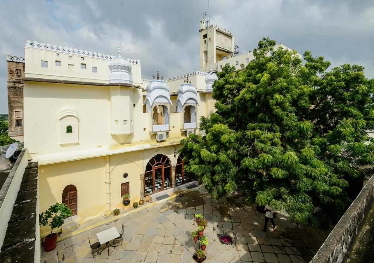 Fort Barli - A 16Th Century Castle Exterior photo
